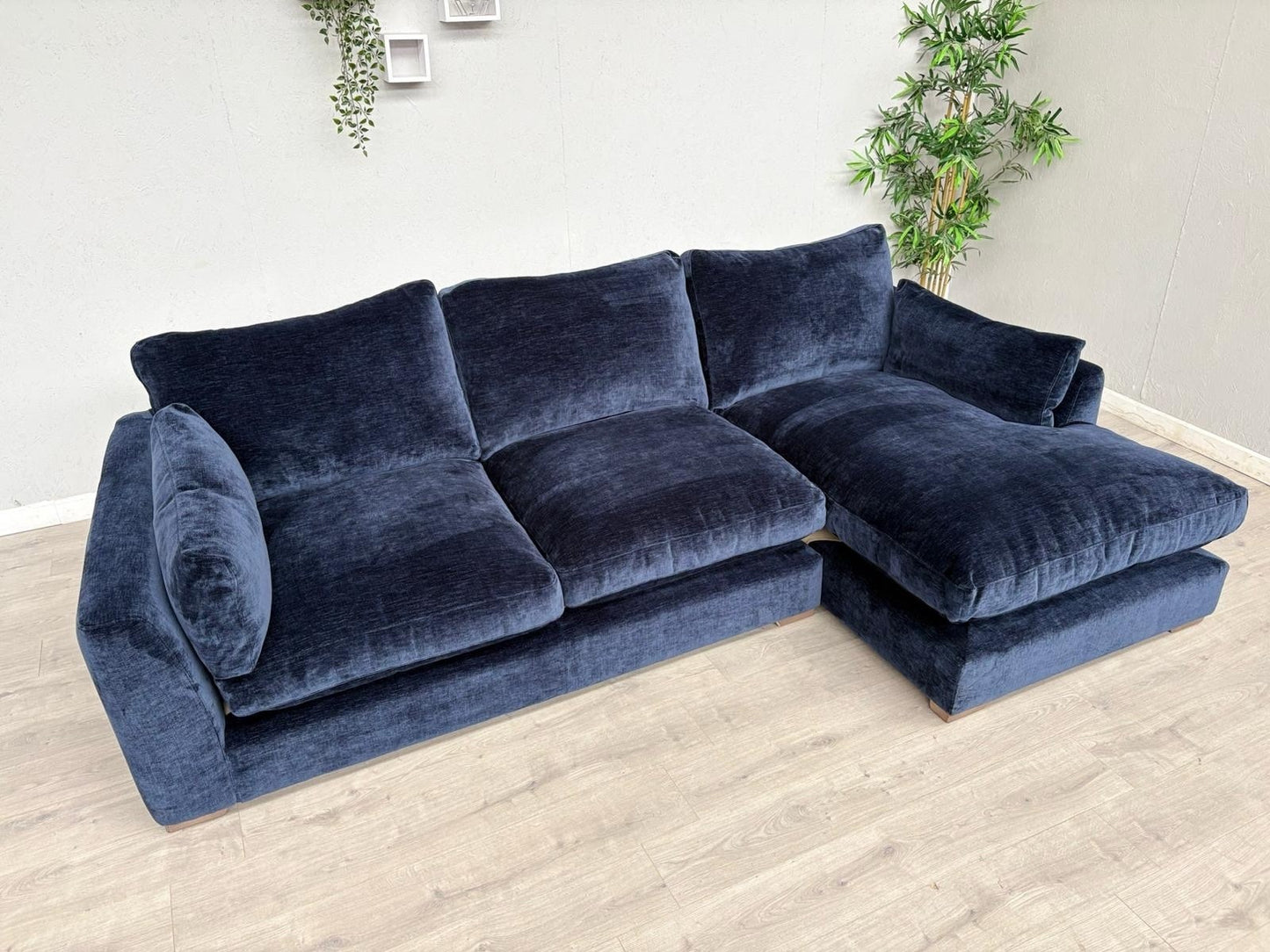 Westbridge PARKER / Sofology CAVALLI Style Fabric Chaise Corner Sofa - RRP £4999