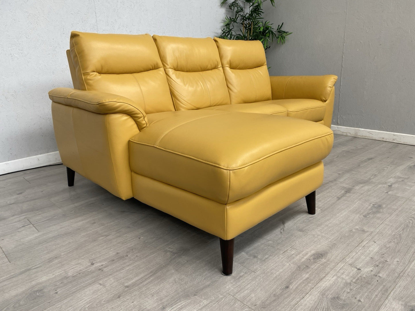 Furniture Village MORGAN Leather Power Recliner LHF Chaise End Sofa - RRP £1,995