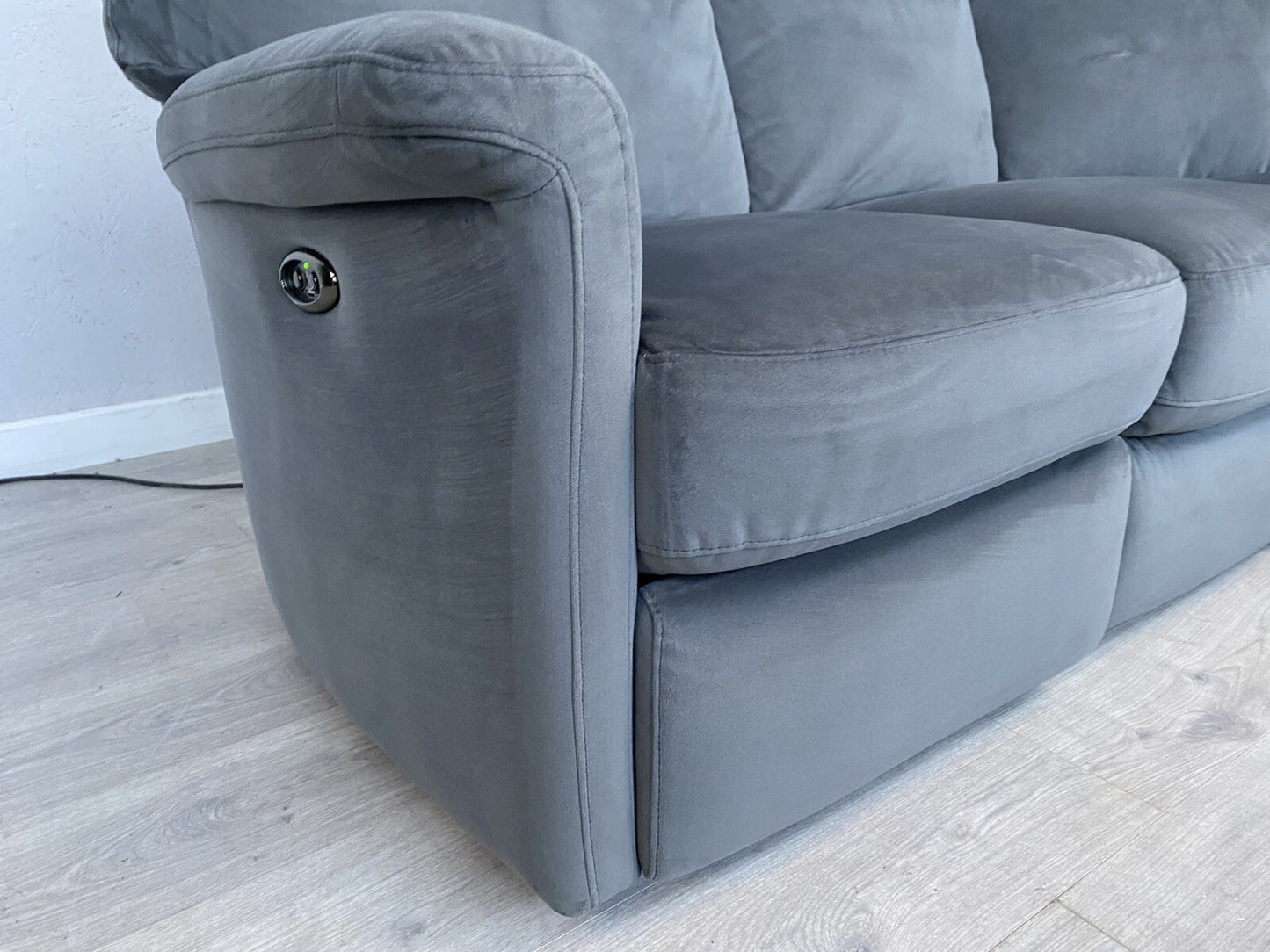Furniture Village LILLE Fabric Compact Corner Sofa, Power Recliner - RRP £1,895