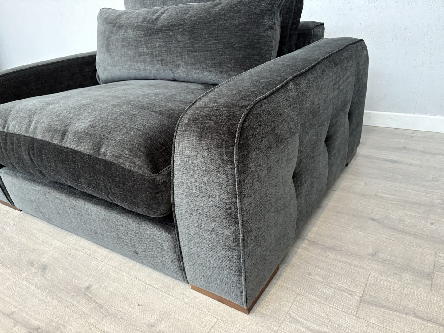 Westbridge SOPRANO / Sofology CAVALLI Style Fabric Loveseat Armchair - RRP £1599