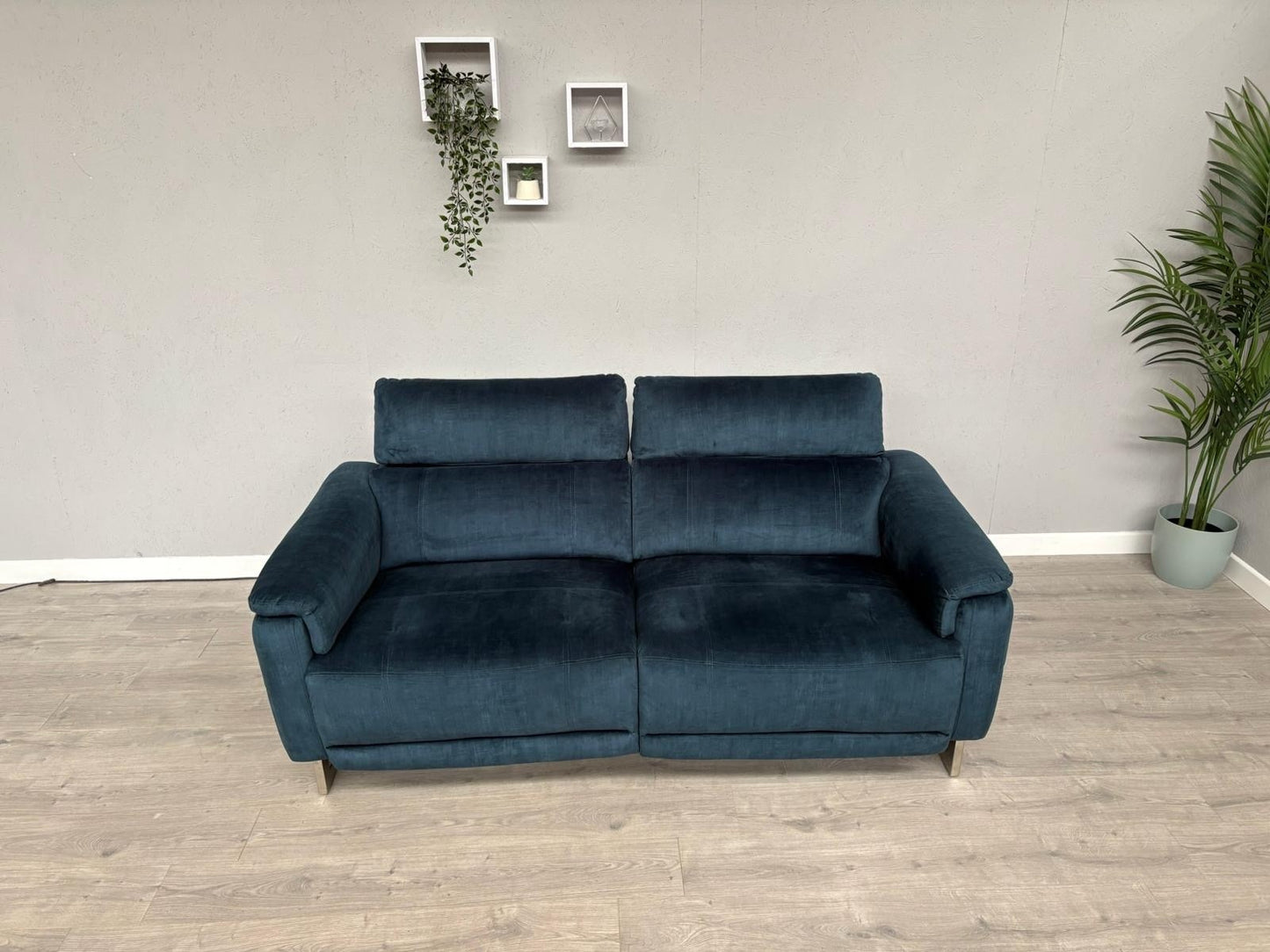 Furniture Village MOET Fabric Power Recliner 3 Seater Sofa - RRP £1,995