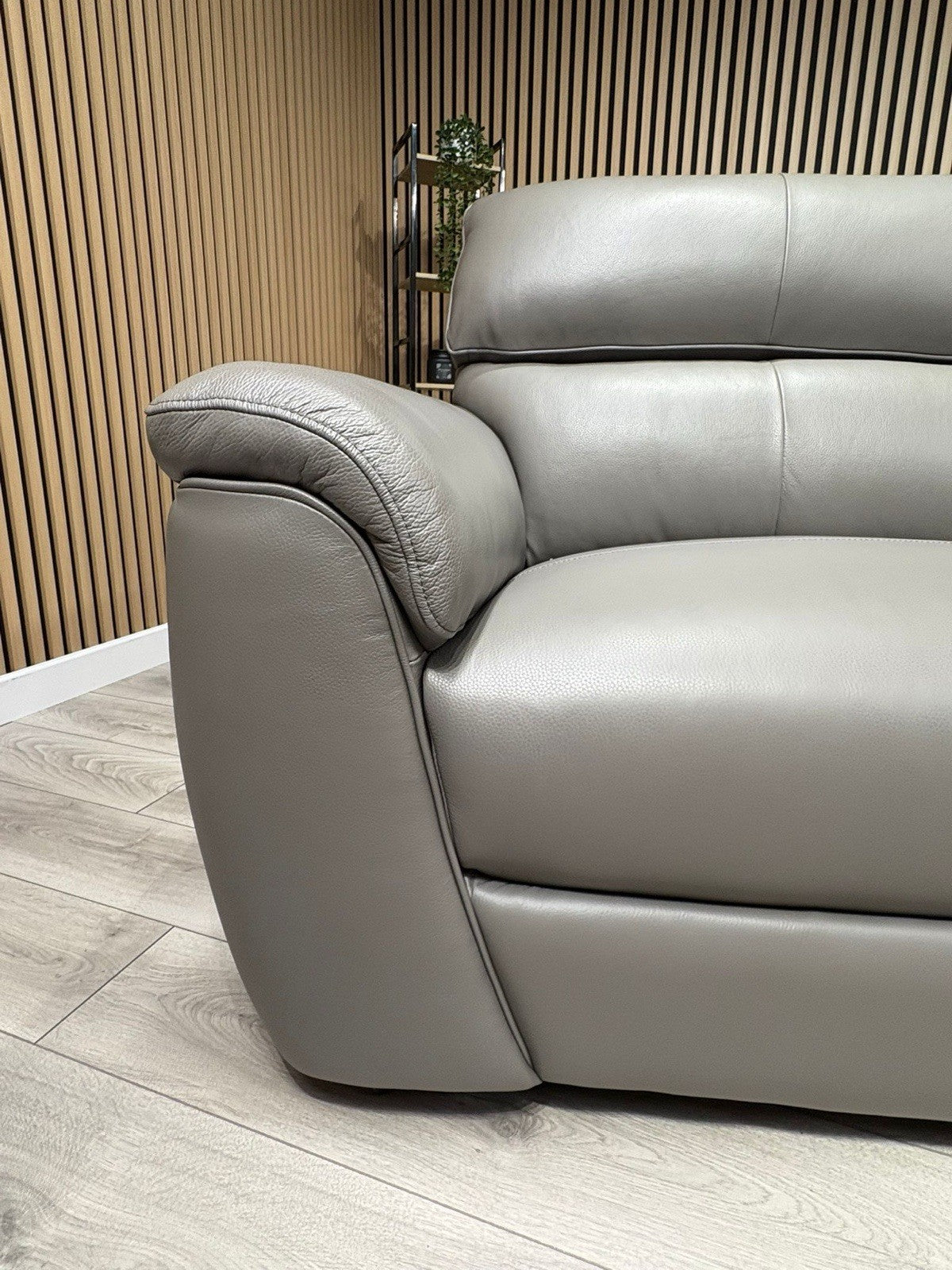 MISSOURI Style Leather 3 Seater + 2 Seater Sofa Set - RRP £3,190