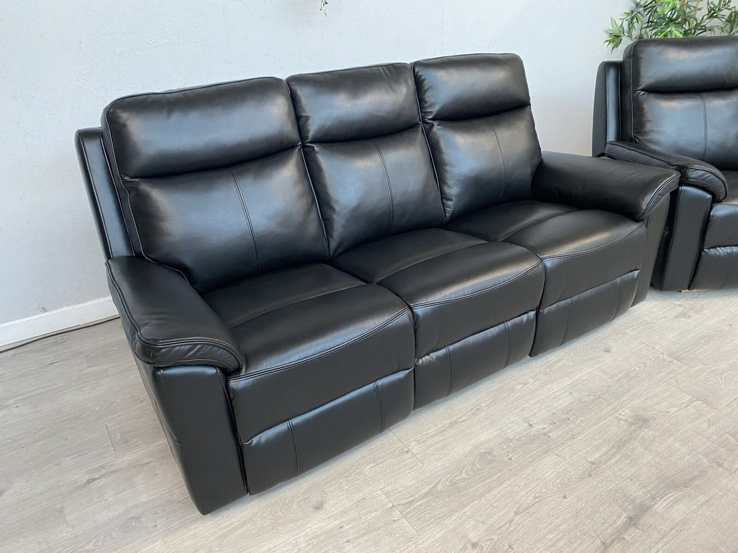 DFS - New Navona Leather 3 + 2 Seater Power Recliner Sofa Set - RRP £3,898