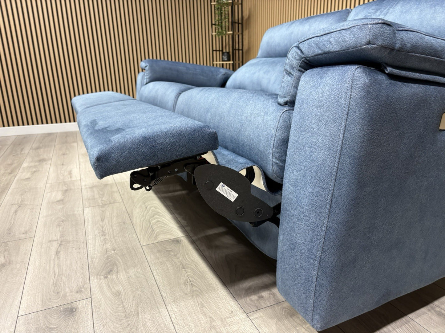 G Plan THORNBURY Fabric 3 Seater Power Recliner / Headrest Sofa - RRP £4,495