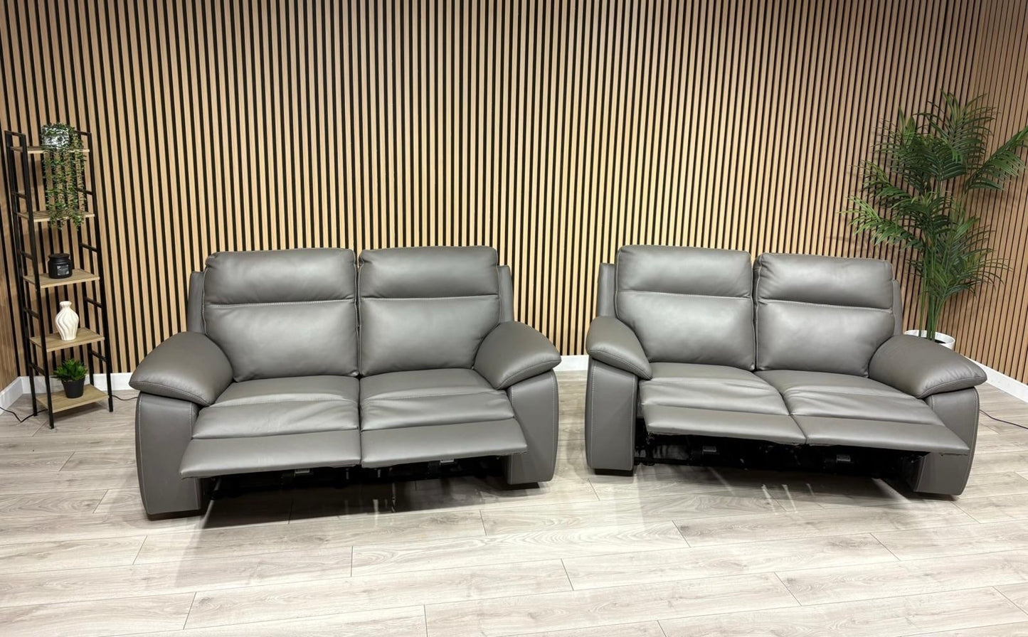 F. Village Nicoletti PEPINO Leather 2 x 2 Seater Recliner Sofa Set - RRP £4,990