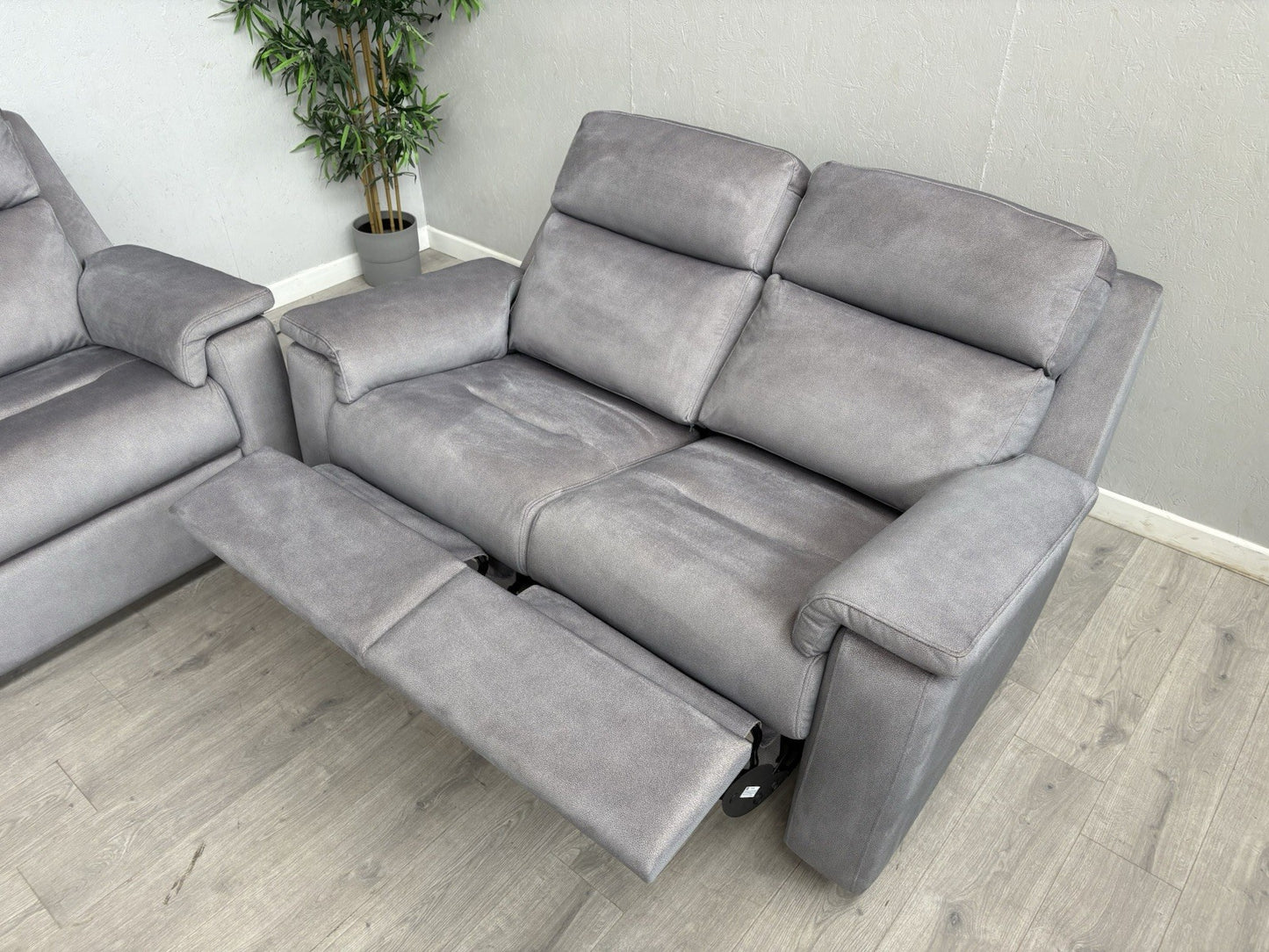 F. Village. G Plan - THORNBURY 3 + 2 Seater Power Recliner Sofa Set - RRP £5,890