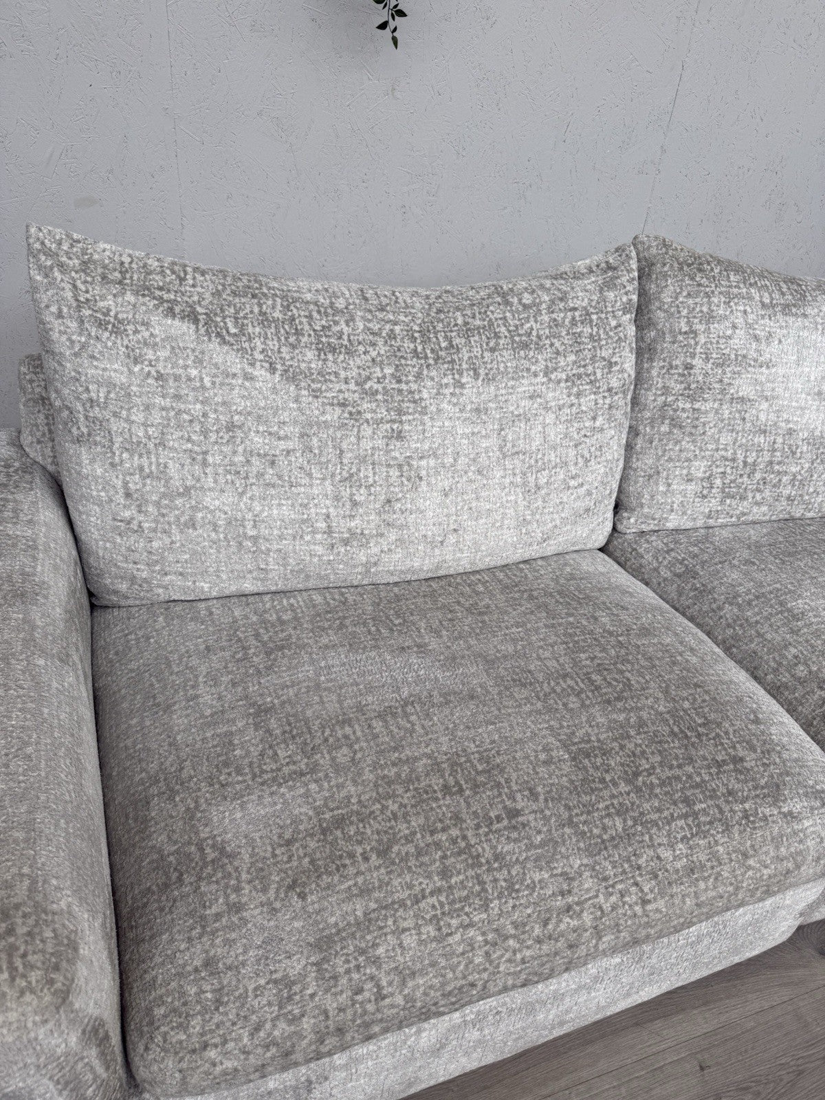 Furniture Village Boutique Pandora 4 Seater Split Sofa + Snuggler RRP £4895