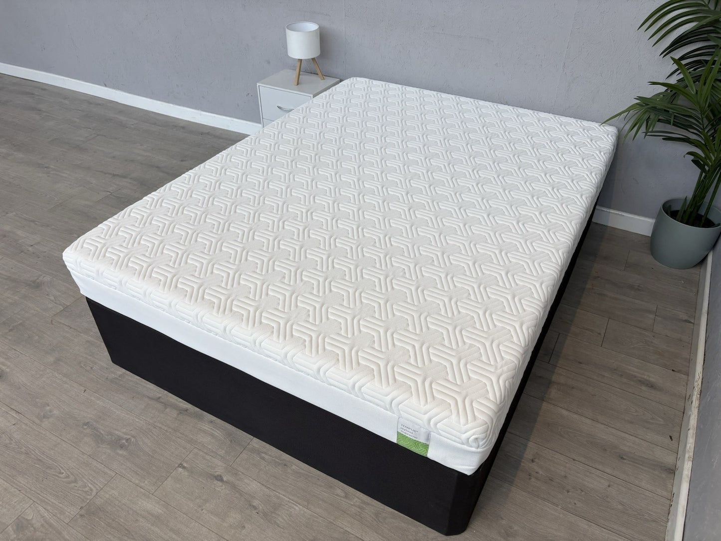 Tempur HYBRID SUPREME 5ft Kingsize Mattress, Medium / Firm - RRP £1,999