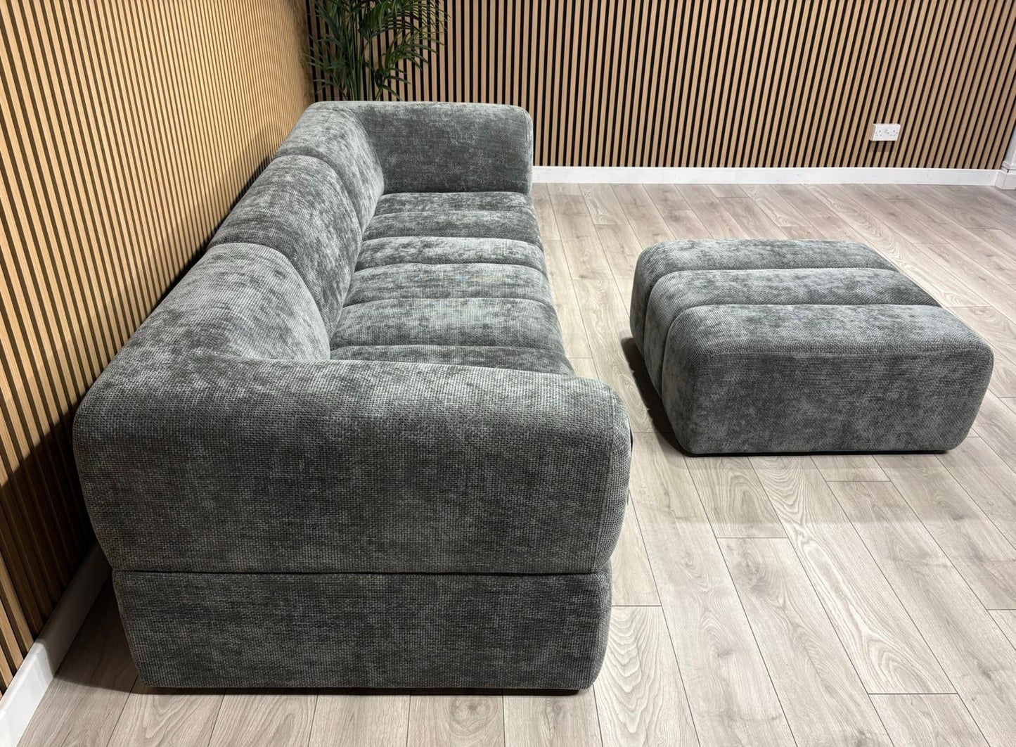 Taskers KIRWIN Large Fabric 3 Seater Sofa + Footstool - RRP £2,999