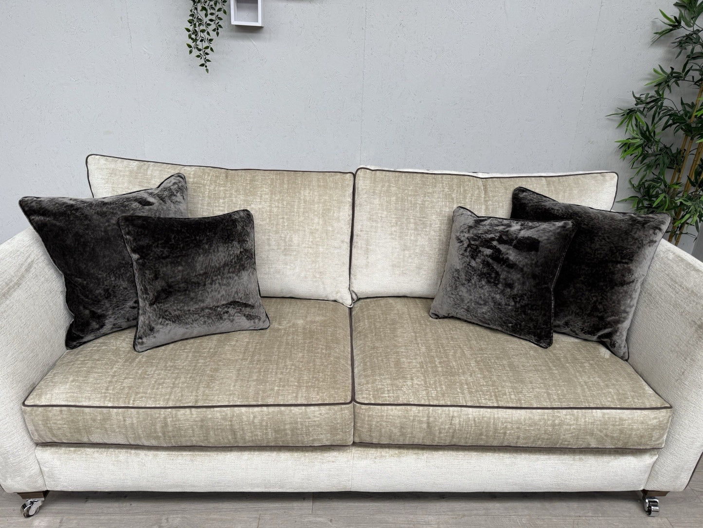 Parker Knoll Victoria Park 3 Seater Sofa Modern Classics RRP £3095