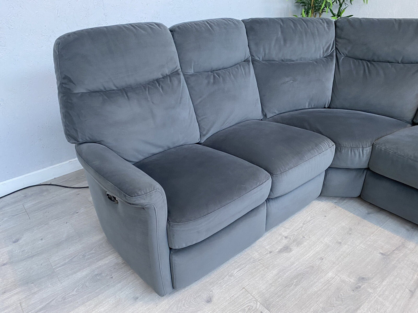 Furniture Village LILLE Fabric Compact Corner Sofa, Power Recliner - RRP £1,895