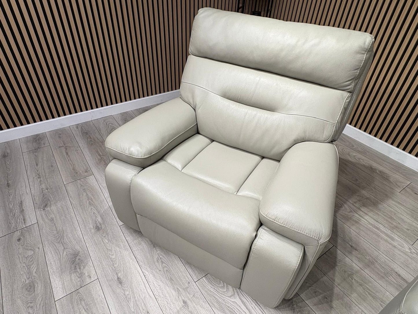 Furniture Village CINEMAX Leather 3 Seater Sofa + Armchair - RRP £2,890