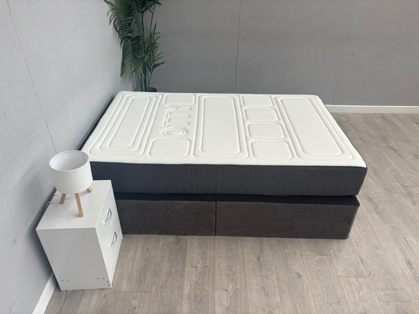 OTTY Original Hybrid 2000 Pocket Sprung 4ft Small Double Mattress - RRP £649