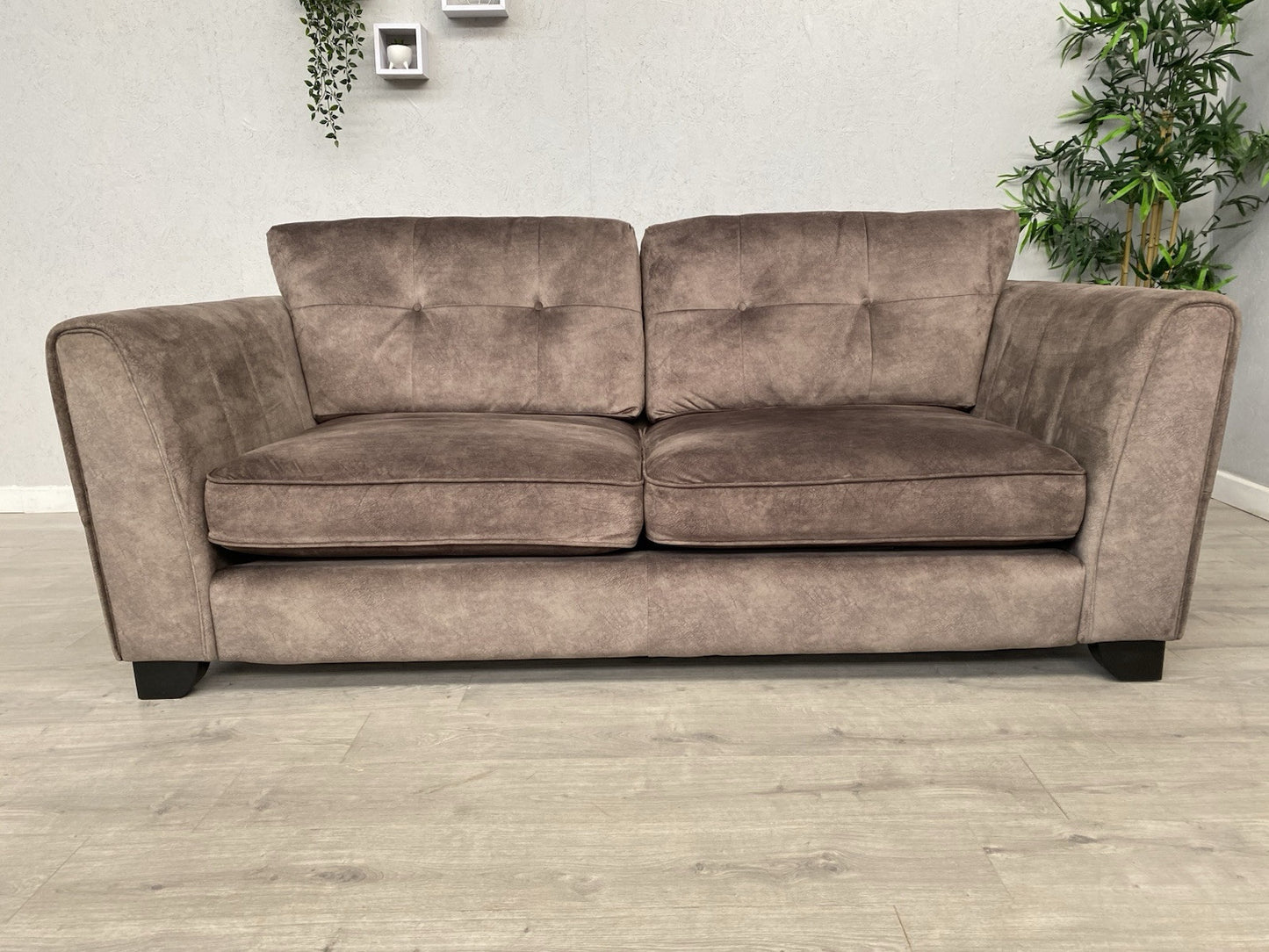 Furniture Village ARIANA Fabric Classic Back 3 Seater Sofa - RRP £1,845