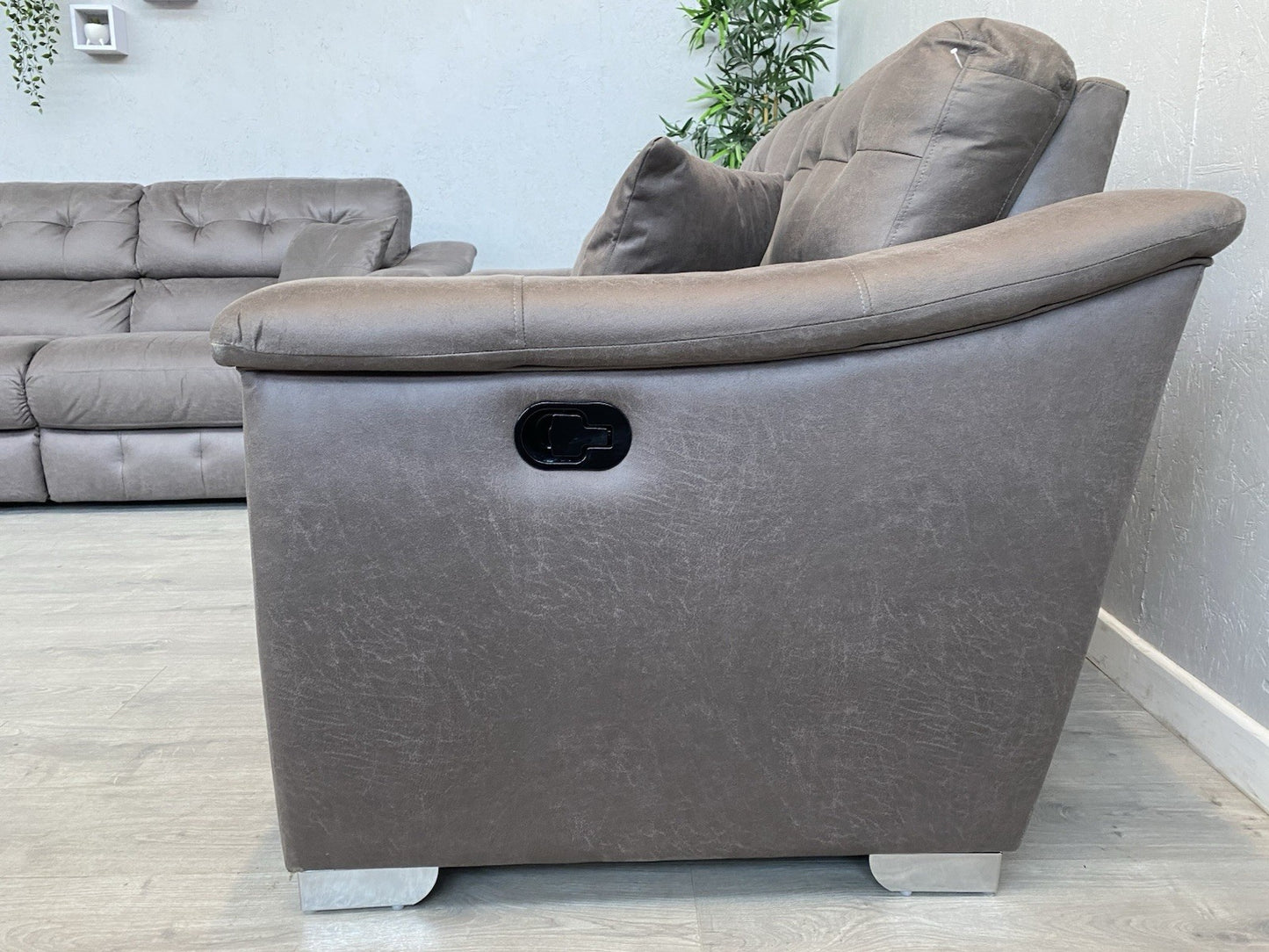 DFS - La-Z-Boy NEW HOLLYWOOD Fabric 3 + 2 Seater Sofa Set, Recliner - RRP £2,948