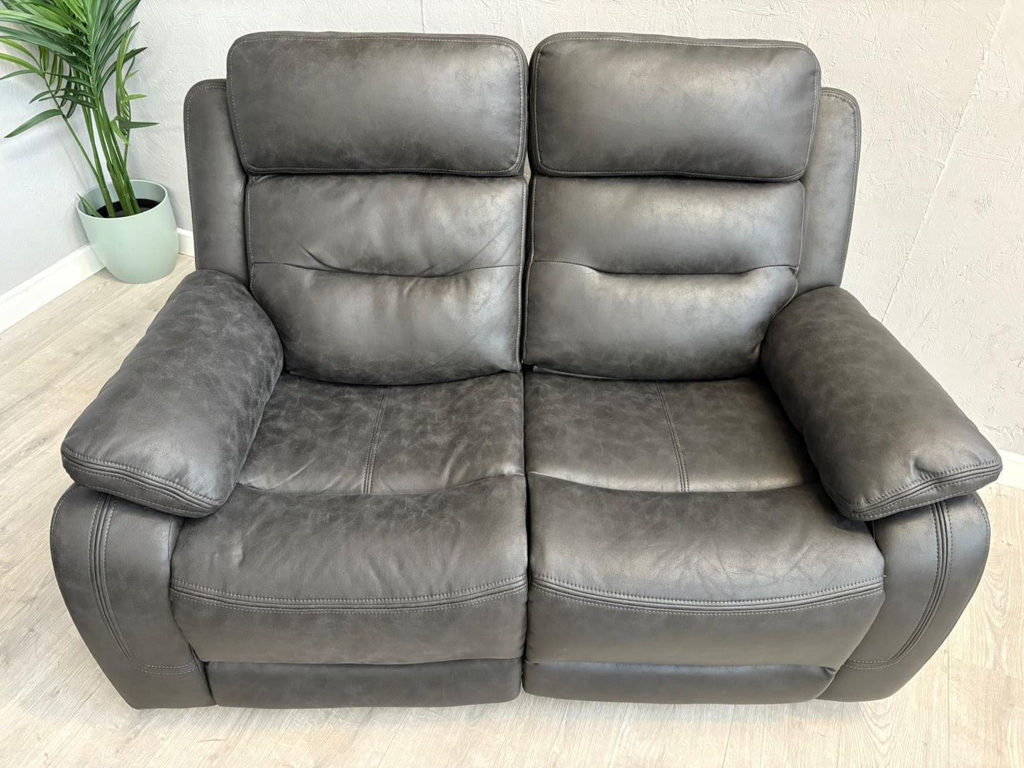 DFS Pierson 2+2 Seater Music Power Recliner Sofa Set with Console RRP £2298