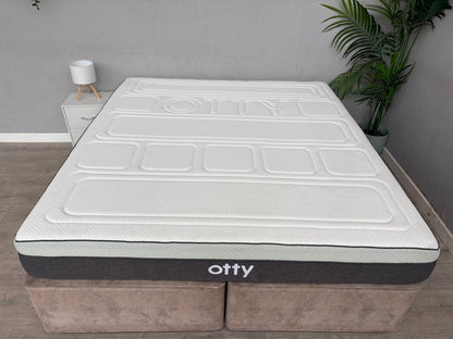 OTTY Pure Hybrid Bamboo 2000 Pocket Sprung 6ft Superking Mattress - RRP £849