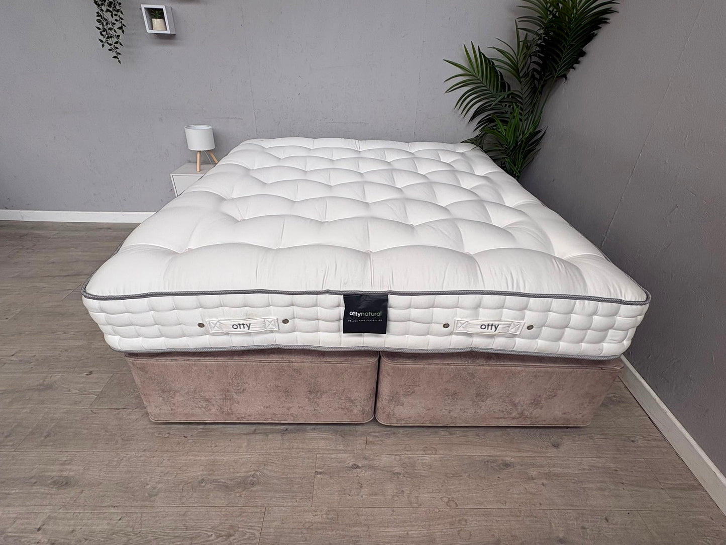 OTTY Natural Deluxe 4500 Pocket Sprung 6ft Superking Mattress - RRP £1299