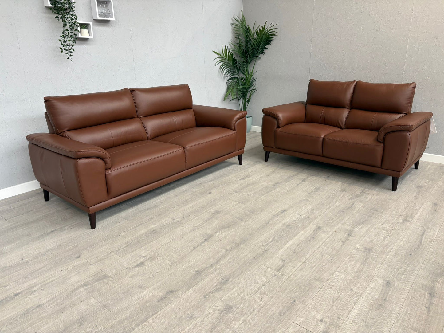 Furniture Village - Morgan 3 Seater + 2 Seater Leather Sofa Set RRP £2890
