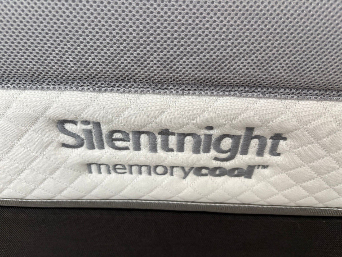 Silentnight DAZE Memory Cool 1000 Pocket 5ft Kingsize Mattress - RRP £899