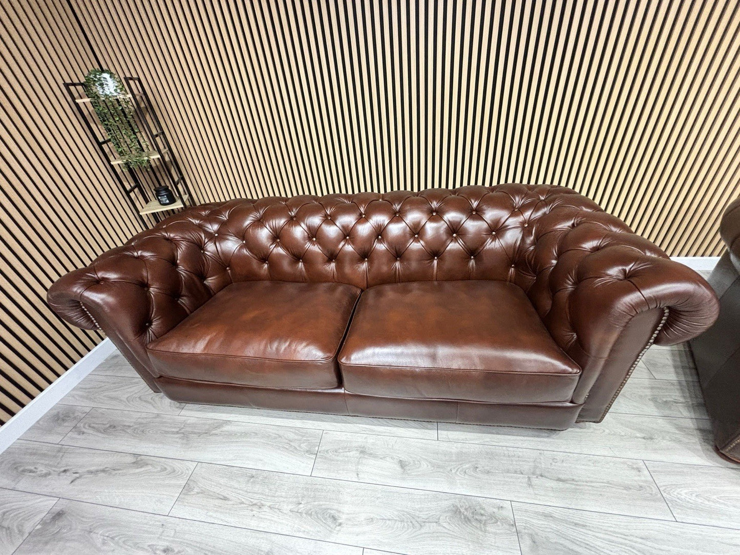 At The Helm Shackleton Style 3 Seater + 2 Seater Leather Chesterfield Sofa Set