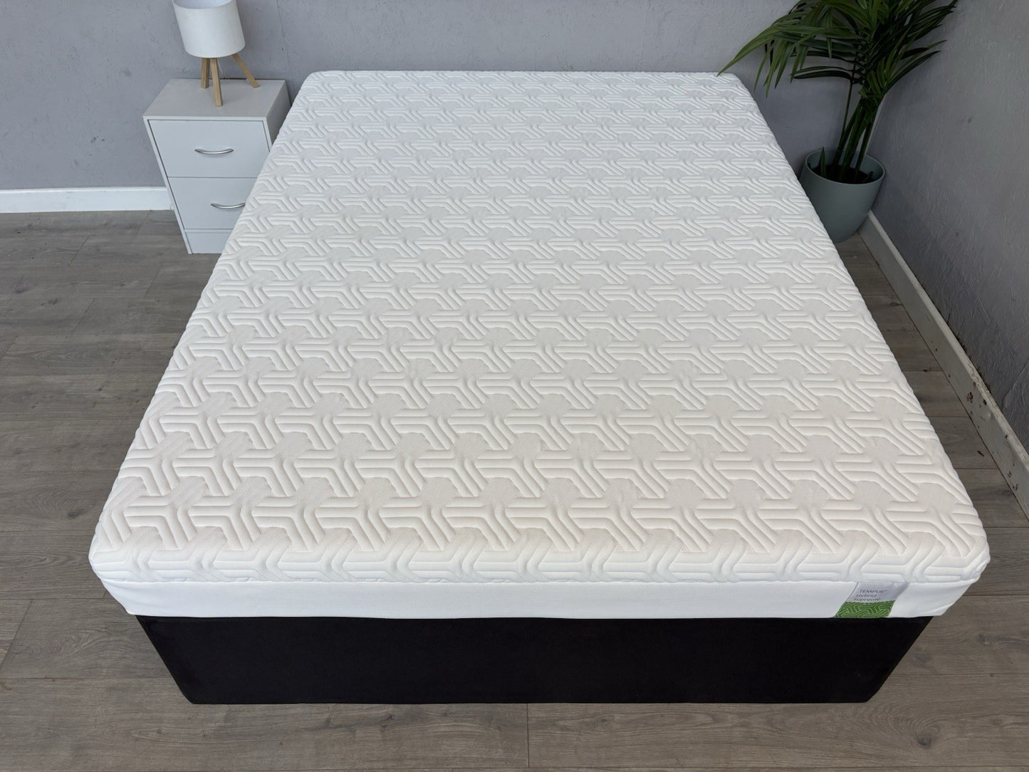 Tempur HYBRID SUPREME 5ft Kingsize Mattress, Medium / Firm - RRP £1,999