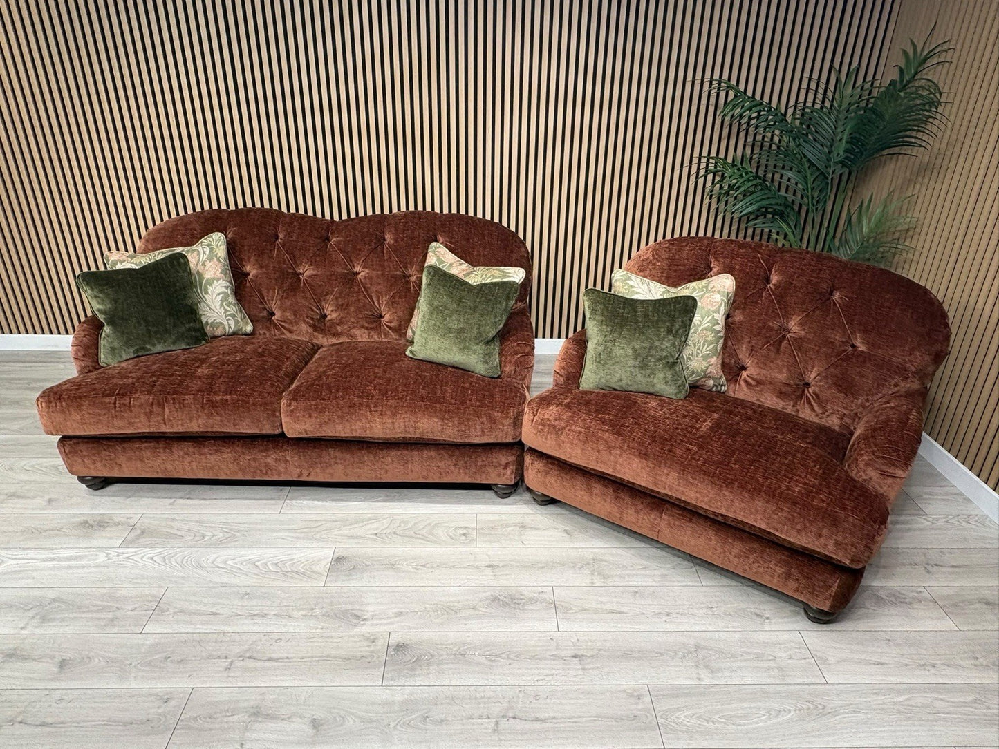 Alexander & James 3 Seater Button Back Sofa + Love Chair, RRP: £2895