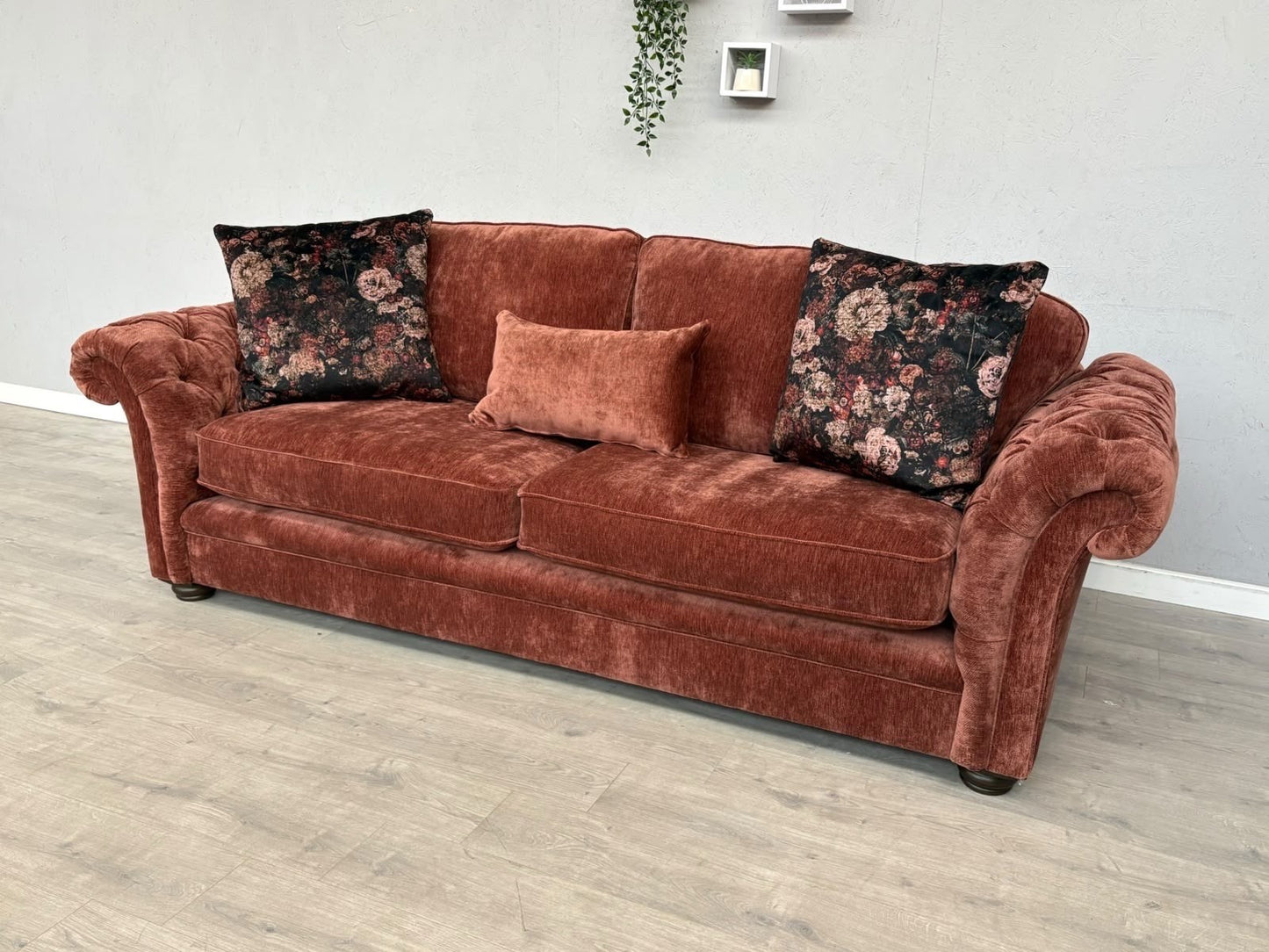Victoria Fabric 4 Seater Sofa - RRP £2299