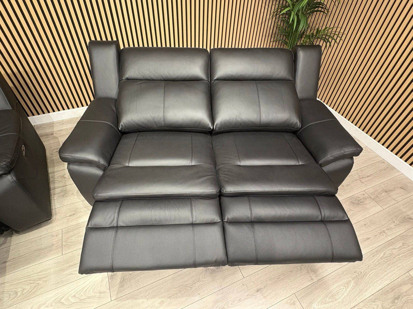 DFS Boston Leather 3 + 2 Seater Sofa Set, Power Recliners RRP: £4495