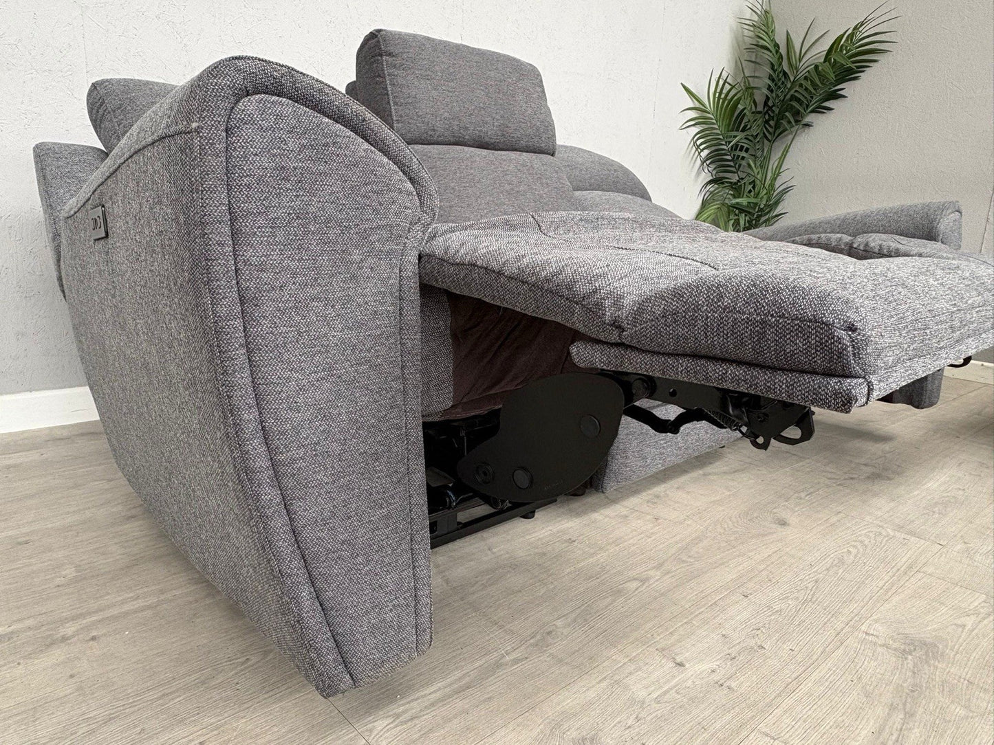 DFS Gilford 3 Seater Sofa + Armchair Power Recliner Sofa Set - RRP £1,748