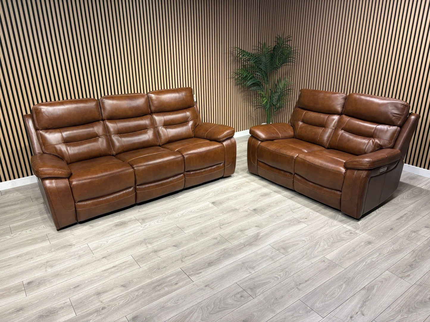 Kingsbury Premium Leather 3+2 Seater Power Recliner Sofa Set - RRP £3898