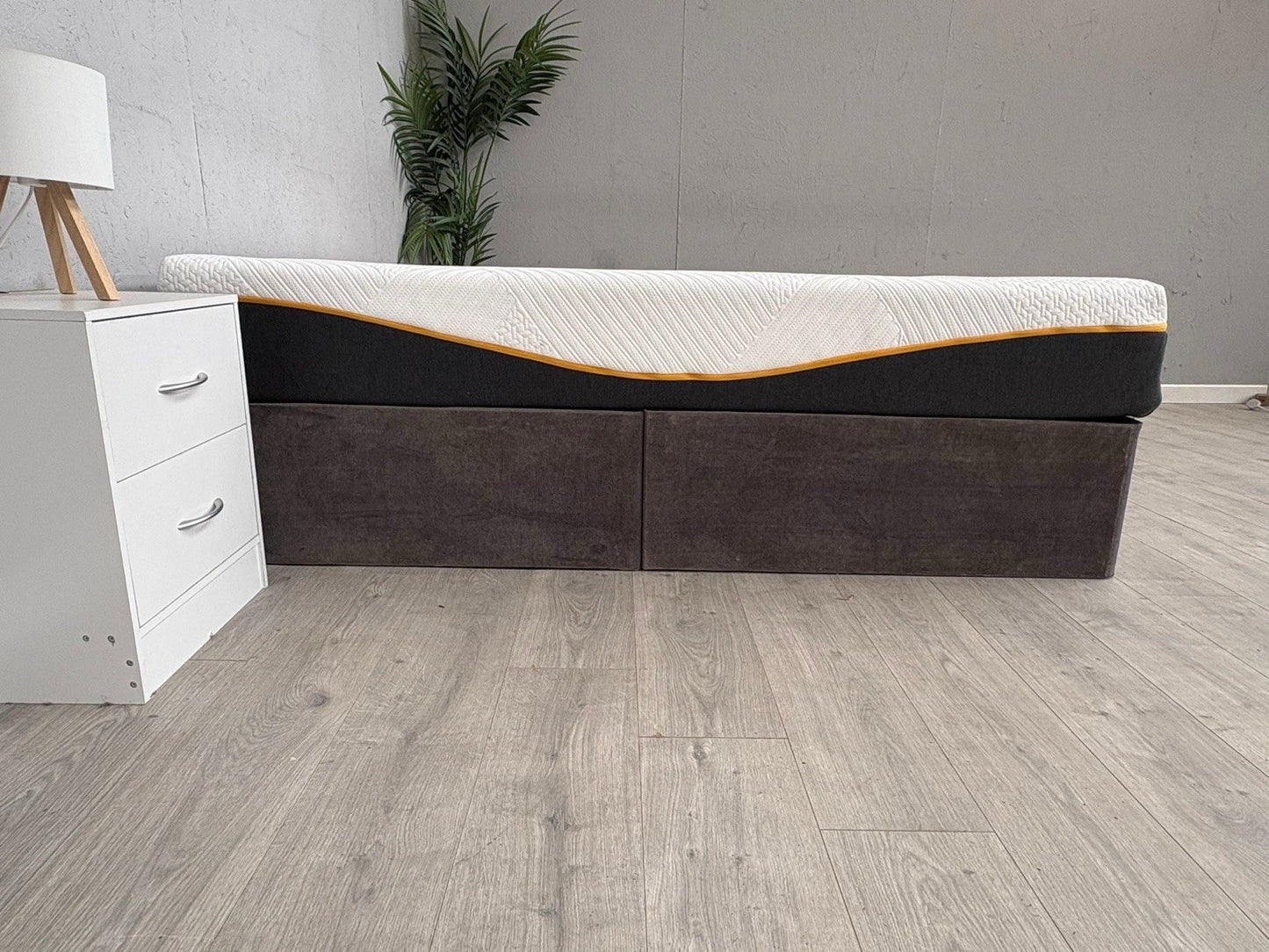 EVE Pure Memory 4ft 6 Double Mattress, Firm - RRP £999