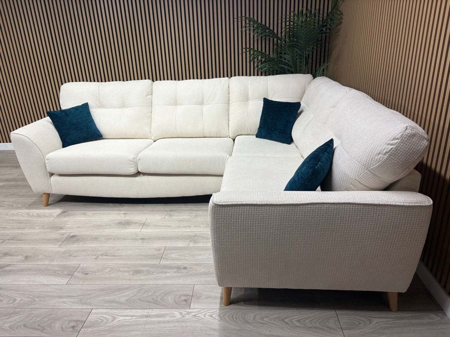 DFS Dawson Left Hand Facing Corner Sofa - RRP: £1399