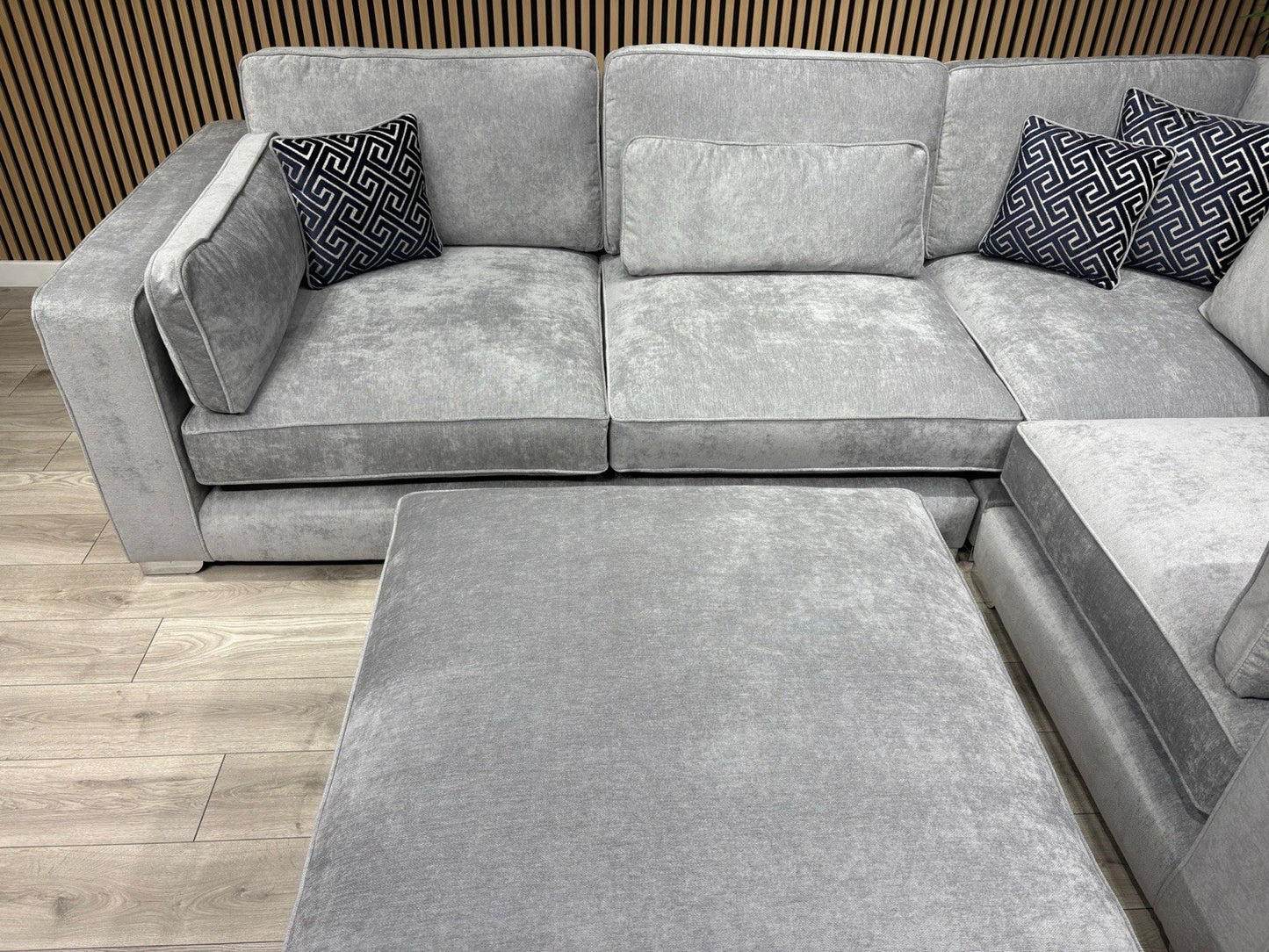 Sofology CAVALLI Style Fabric 3 Corner 1.5 Sofa + Footstool, Silver  - RRP £5398