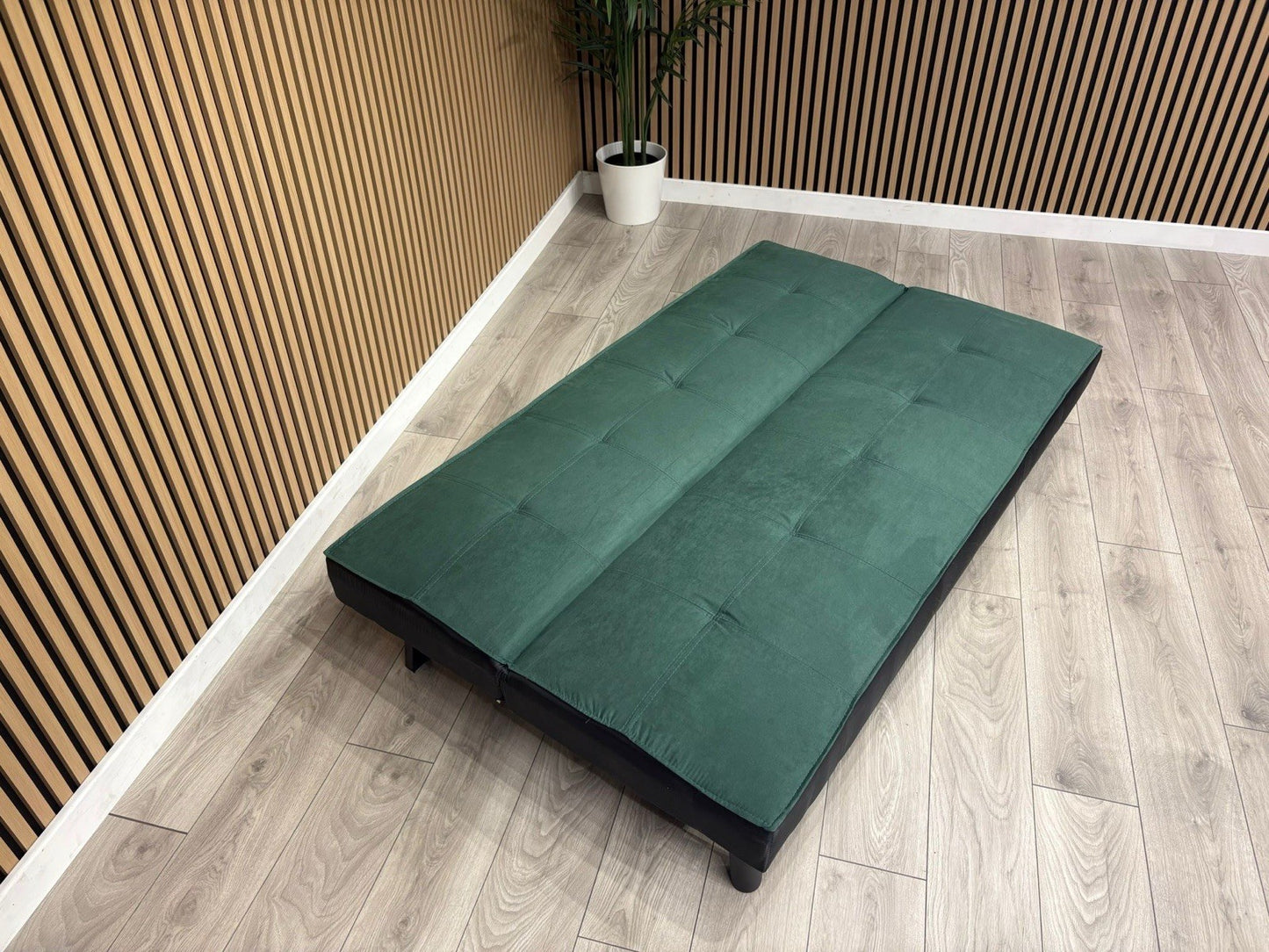 Futon Click Clack 3 Seater Sofa Bed - RRP: £249