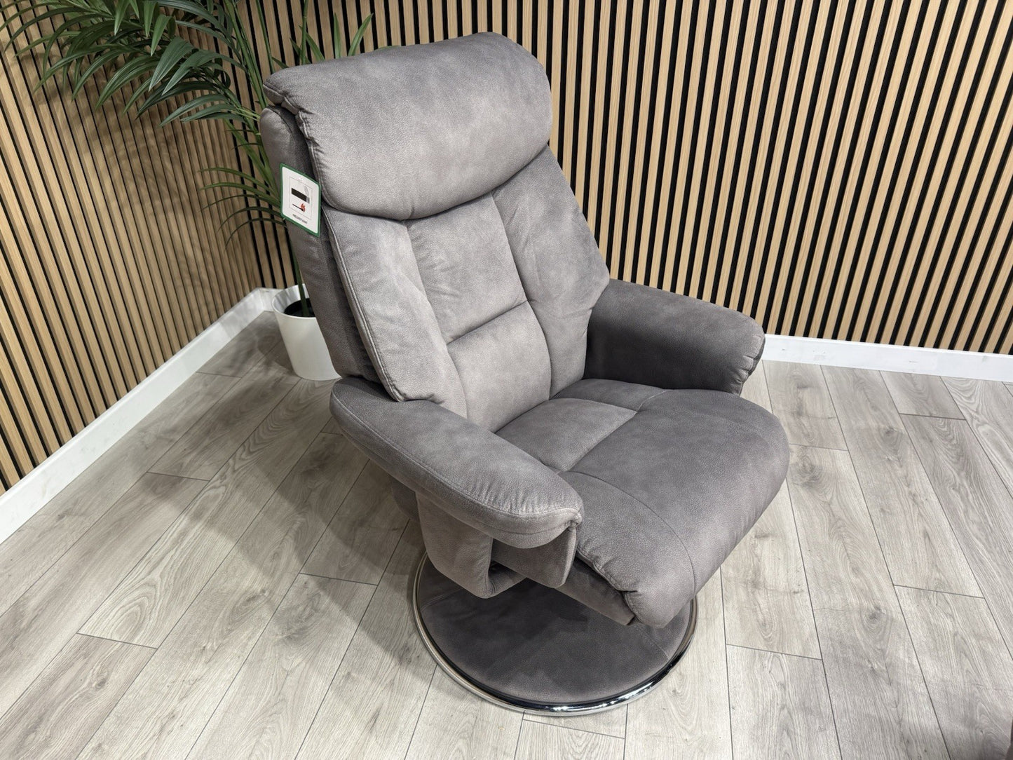 Relaxed Swivel Recliner Chair + Footstool RRP £899