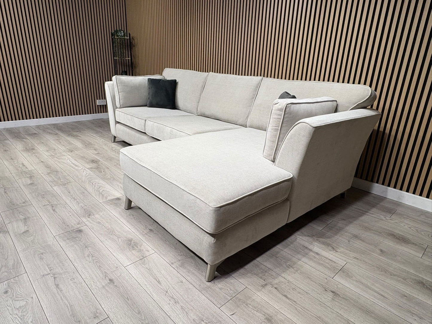 Furniture Village SASHA Fabric Large RHF Chaise Corner Sofa - RRP £3,295