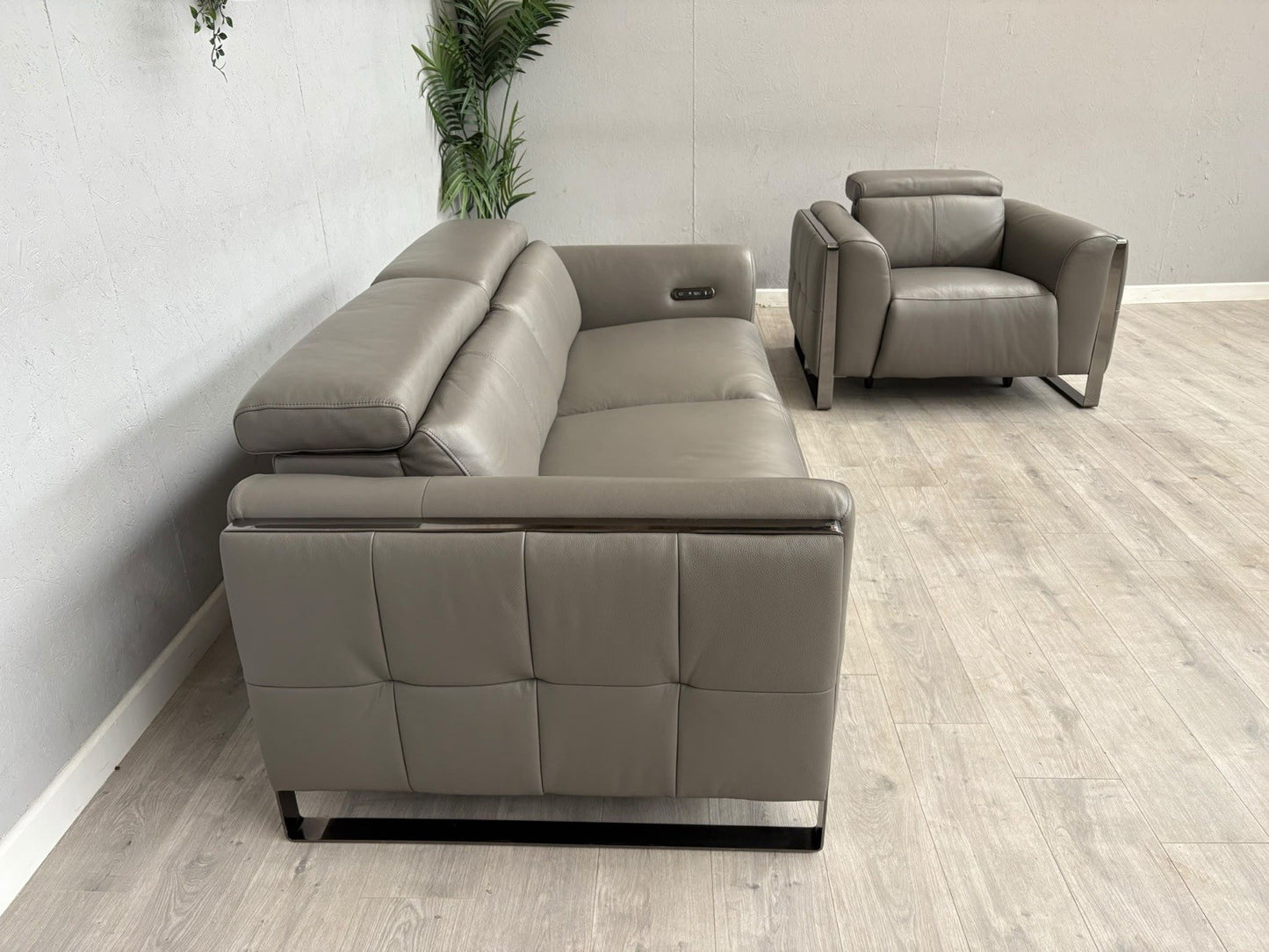 Furniture Village GISELLA Leather 3 Seater Sofa + Armchair Power Set - RRP £4390