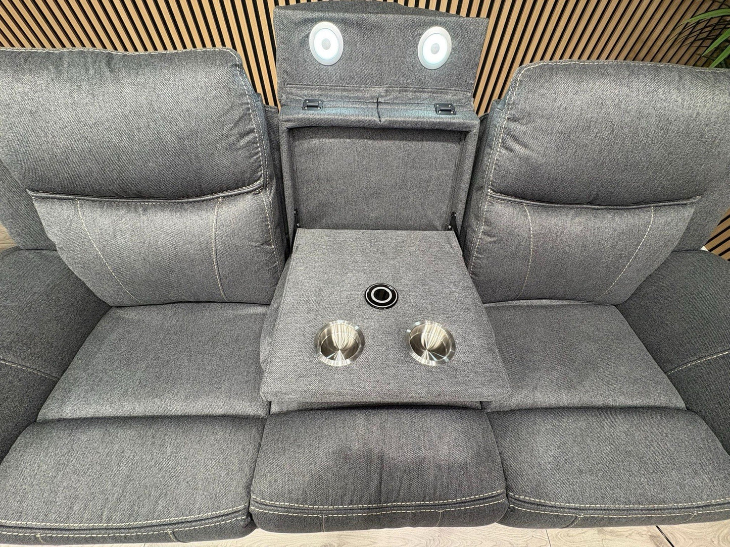 9cec225f-5282-480d-9bb8-d949444c2127