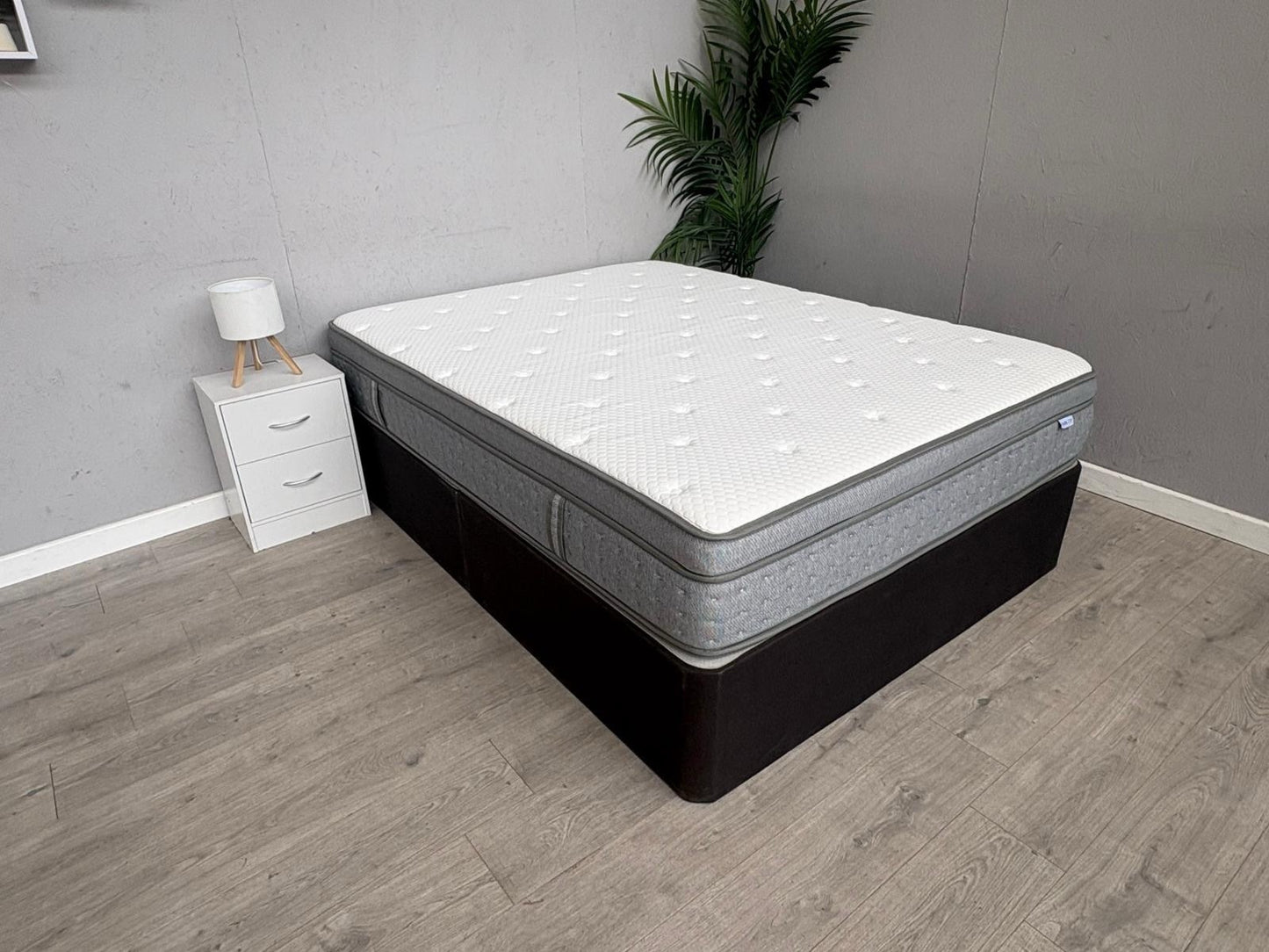 DUSK 4000 Pocket Memory Foam 5ft Kingsize Mattress - RRP £599