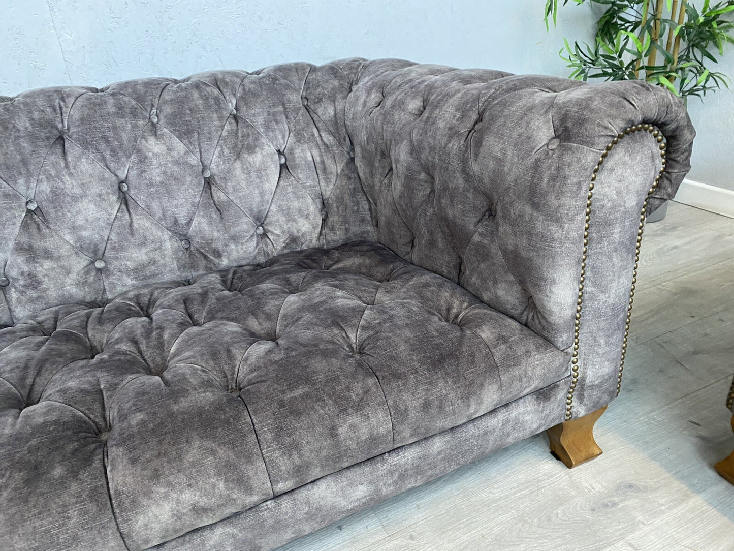 Alexander & James VIVIENNE Fabric Chesterfield 4 Seater Sofa + Snuggler Armchair