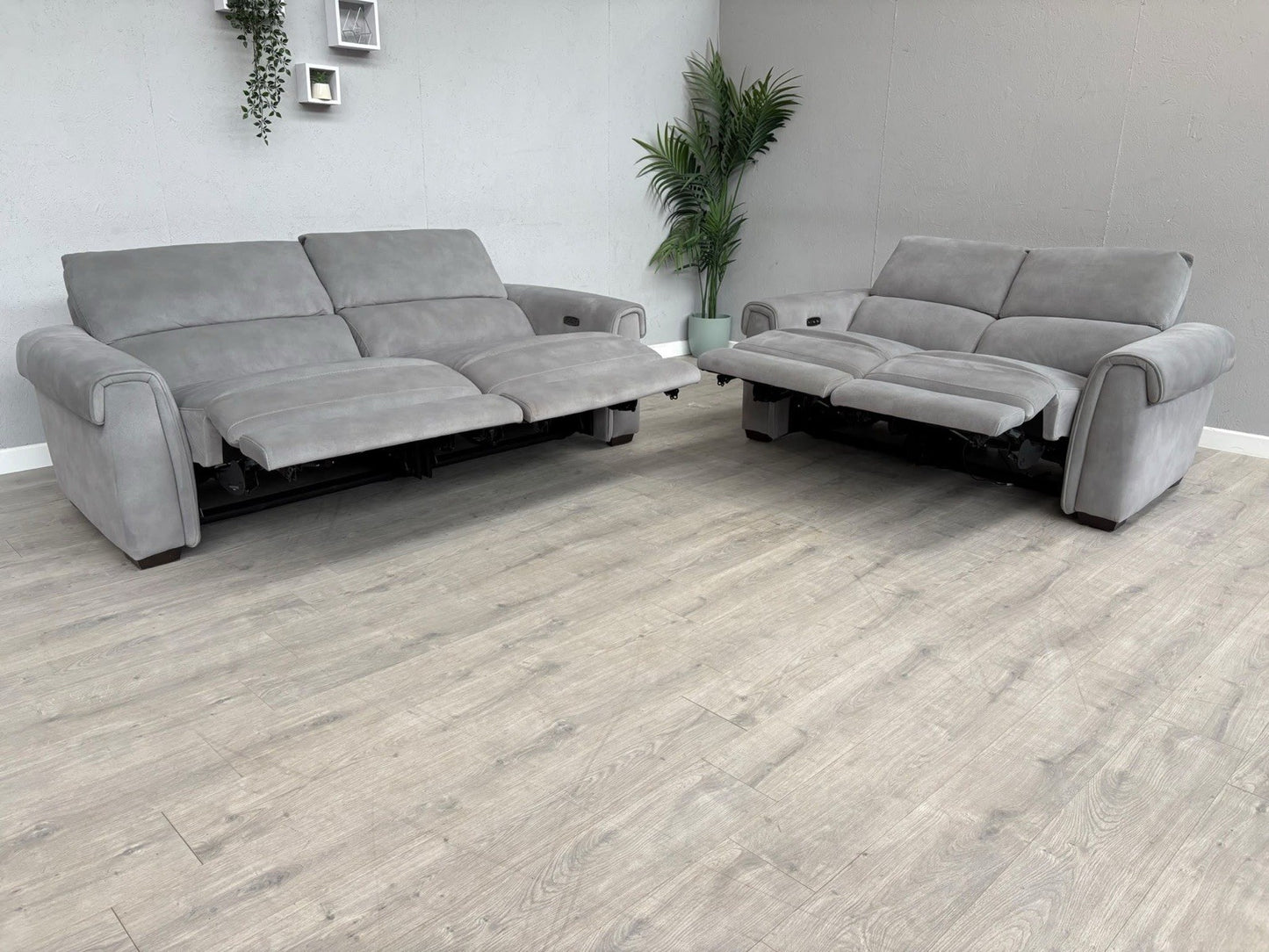 Furniture Village NIXON Fabric 3+2 Seater Power Recliner Sofa Set - RRP £2,290