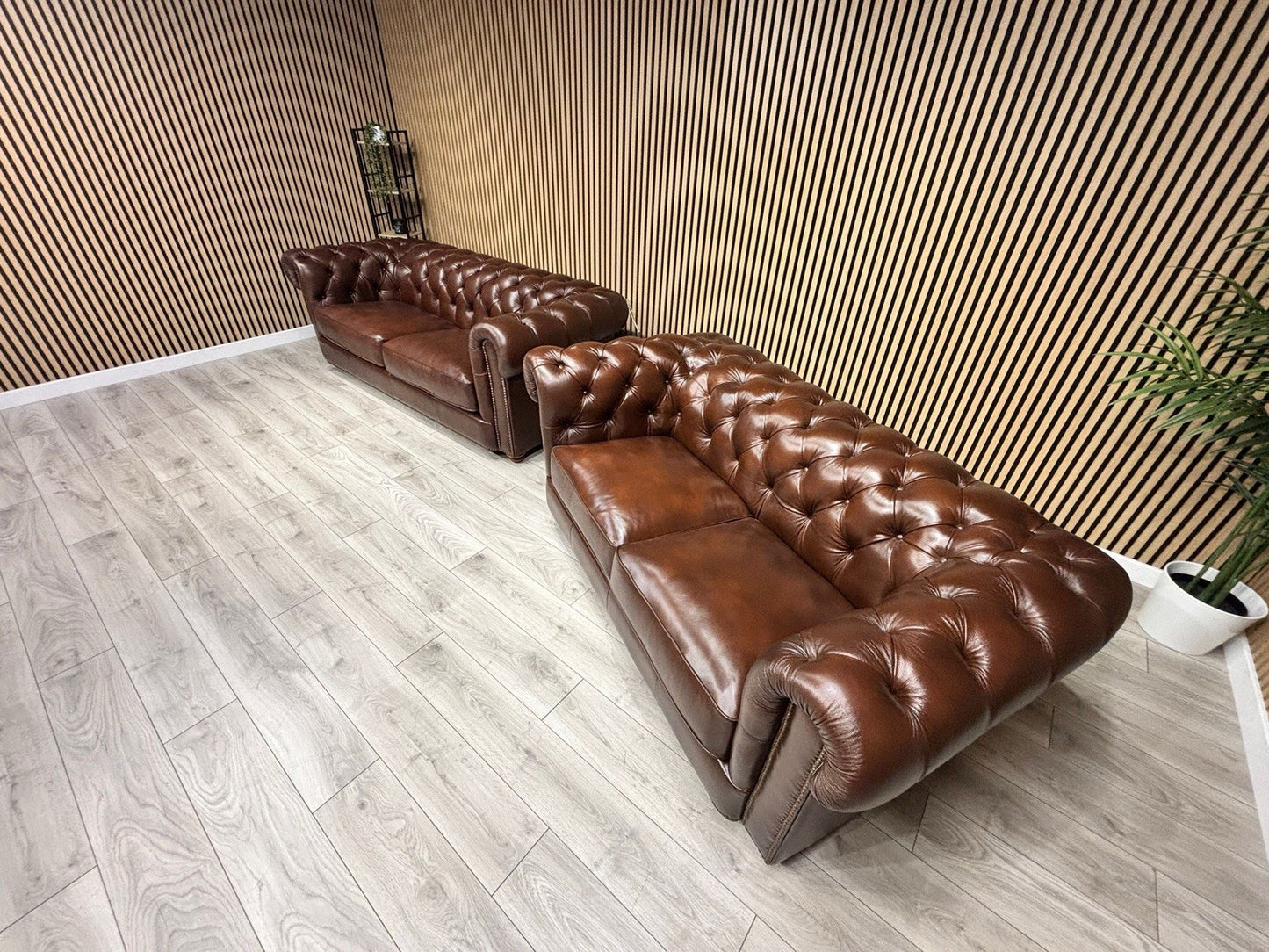 At The Helm Shackleton Style 3 Seater + 2 Seater Leather Chesterfield Sofa Set