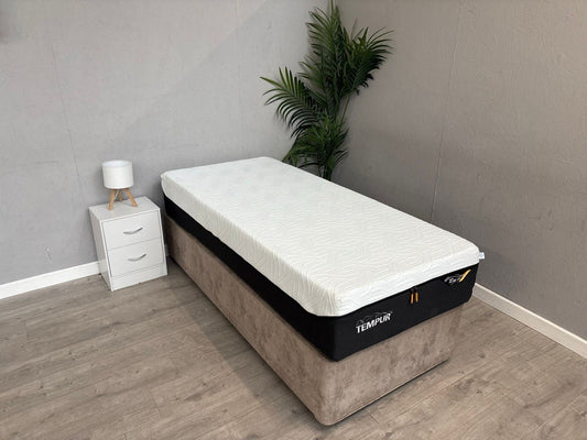 Tempur PRO AIR LUXE Smart Cool 3ft Single Mattress, Medium / Firm - RRP £1,599