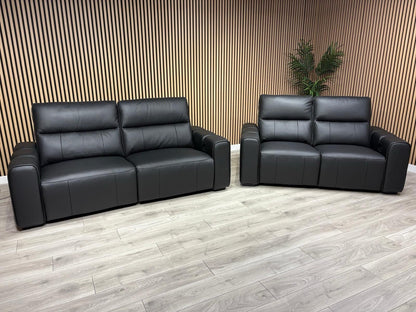 DFS Sample Bellagio Leather 3 Seater + 2 Seater Sofa Set, Power Recliners RRP: £3840