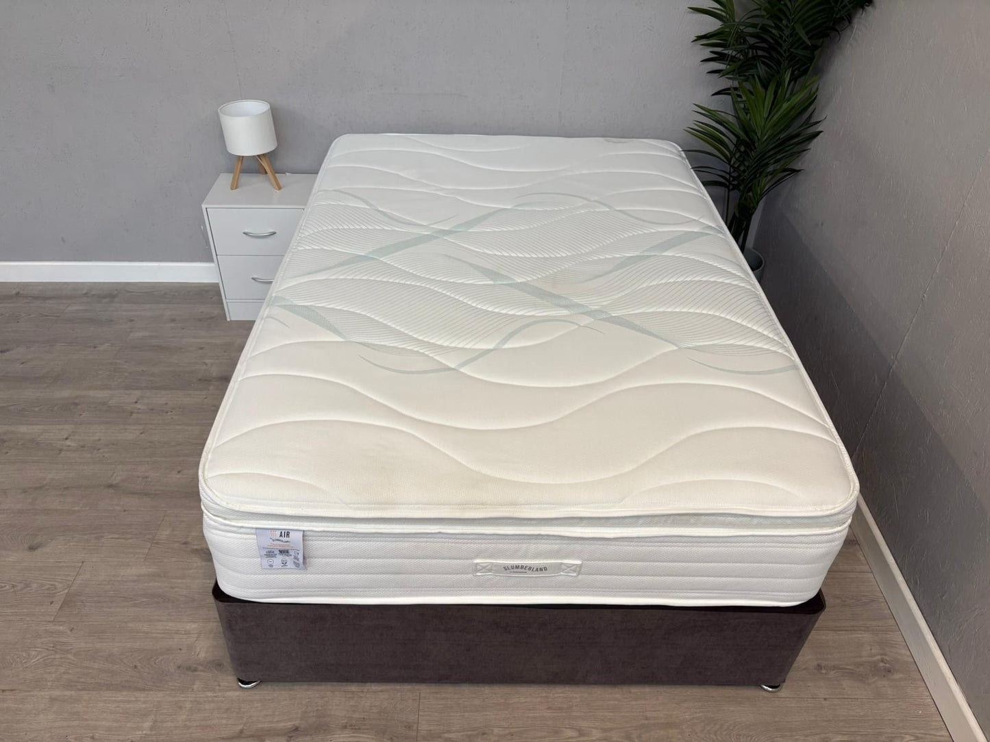 Slumberland Air 9 Memory 4ft 6 Double Mattress, Firm - RRP £1,099
