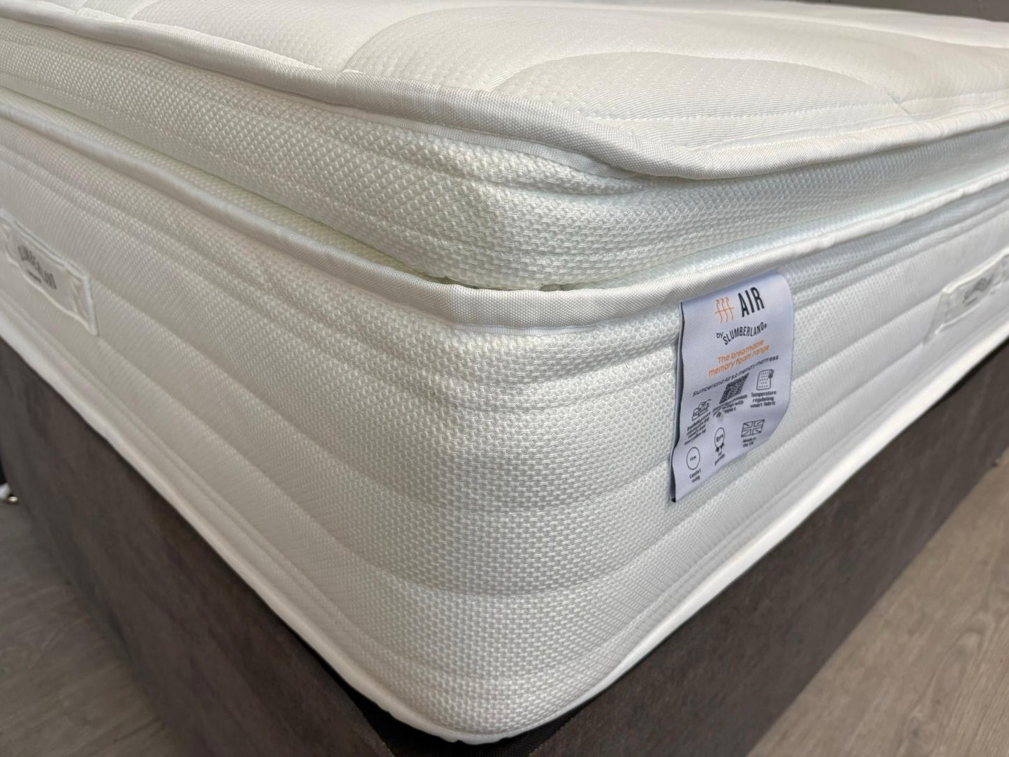 Slumberland AIR 9 Memory 4ft 6 Double Mattress, Firm - RRP £1,099