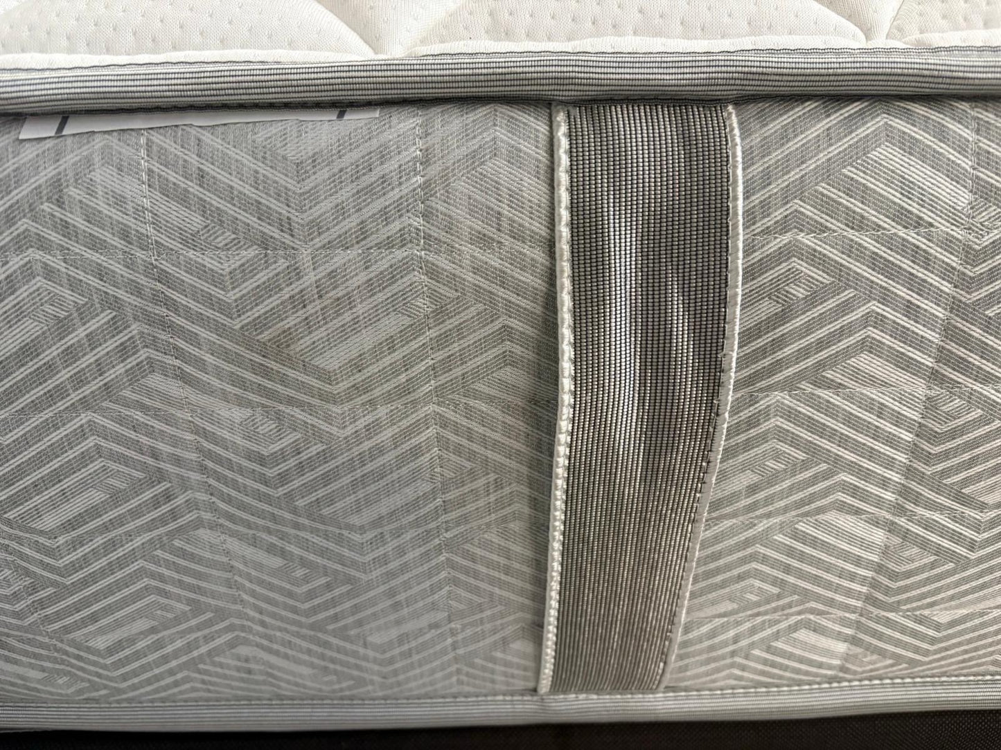 Sealy Elevate Alto 5FT Kingsize Mattress, Firm - RRP £1,099