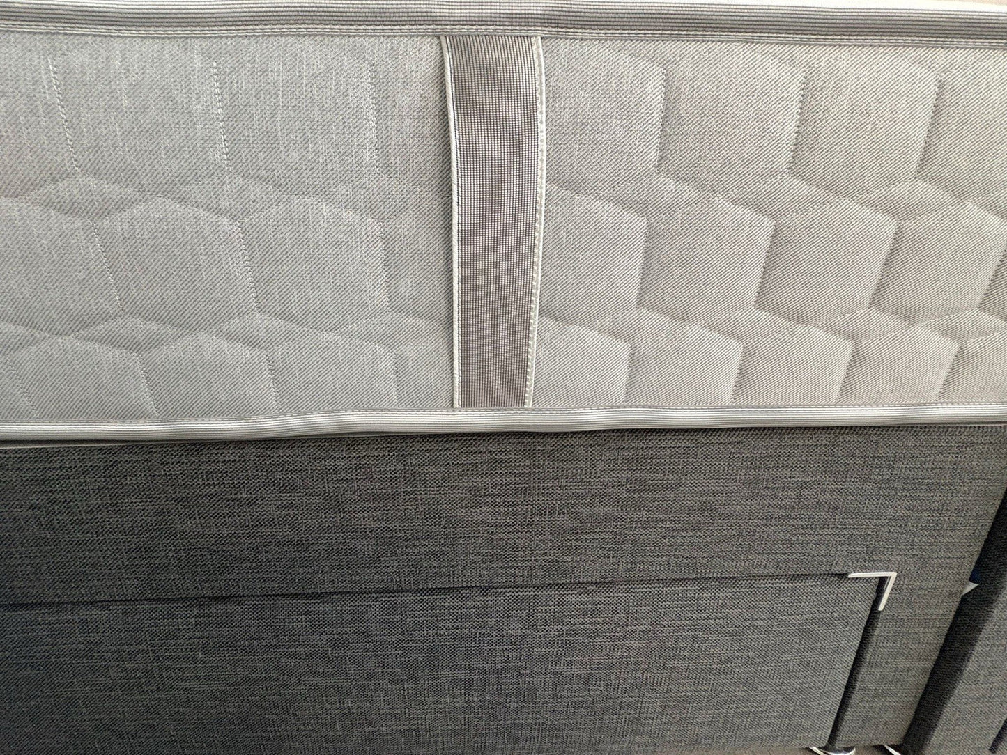 Sealy MELBOURNE Ortho Extra Firm 5ft Kingsize Mattress - RRP £1,399