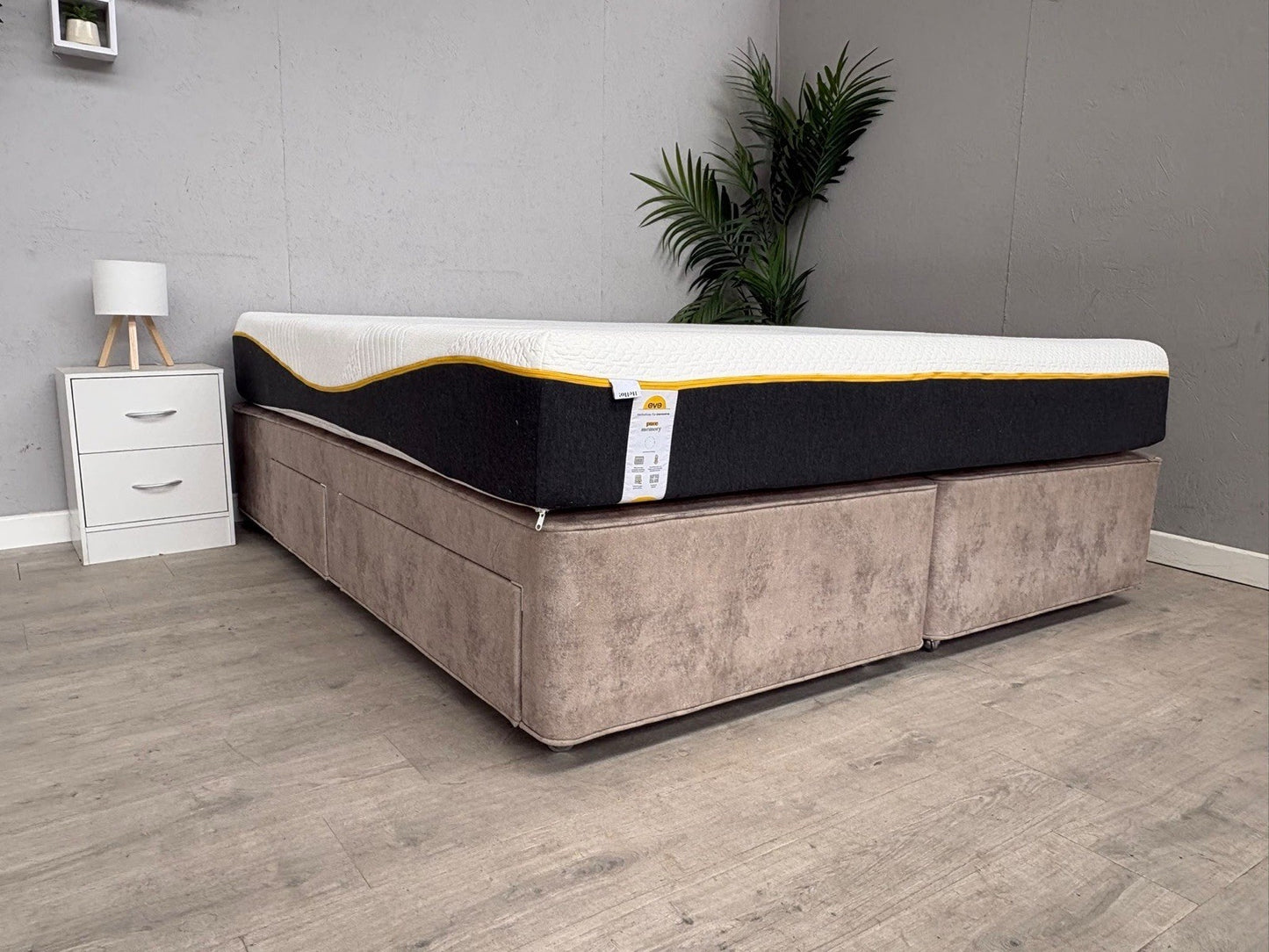 EVE Pure Memory 6ft Superking Mattress, Medium - RRP £1,549